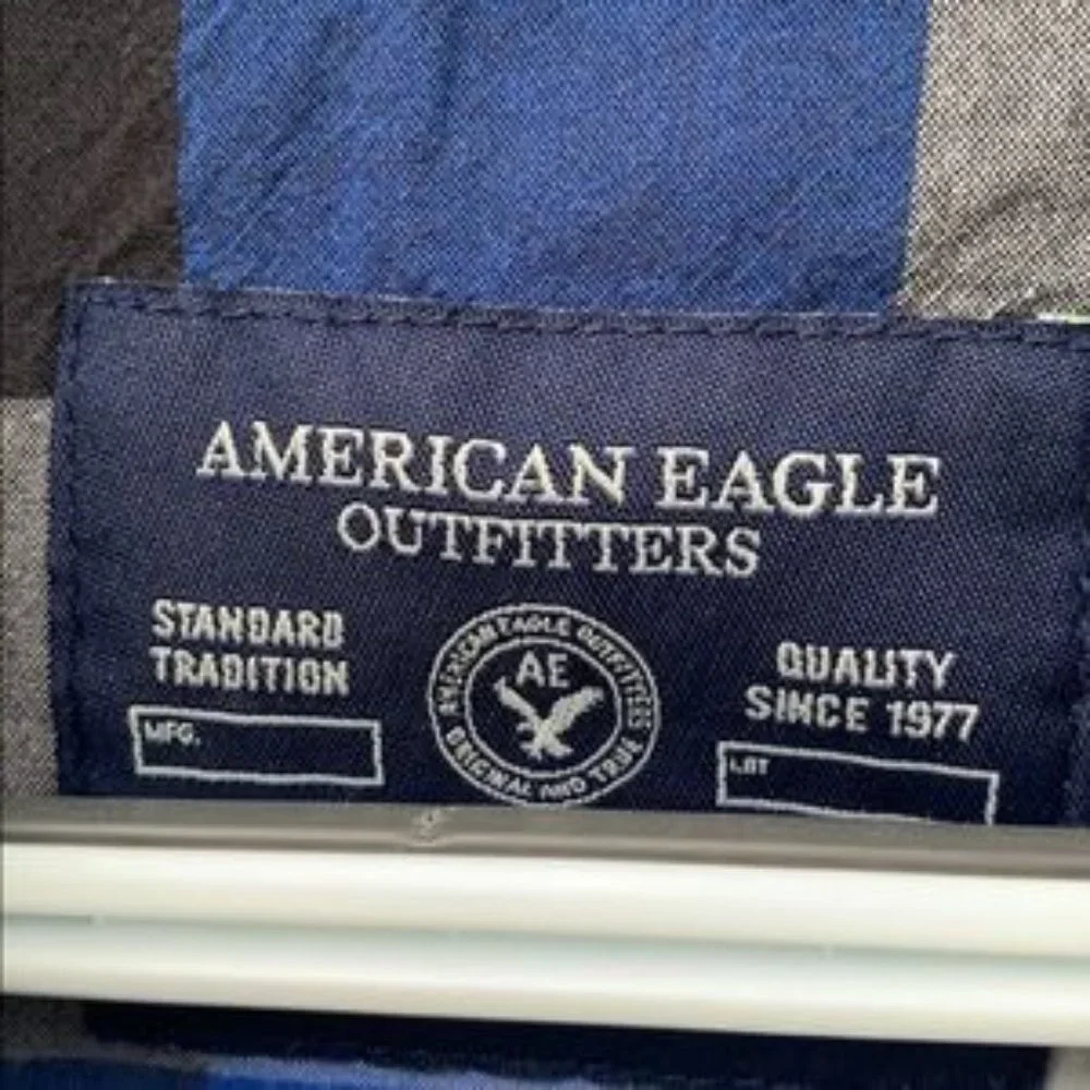 B2G1 American Eagle Men’s VTG Fit - Super Blue Hue - LG - EUC! - Picture 7 of 7